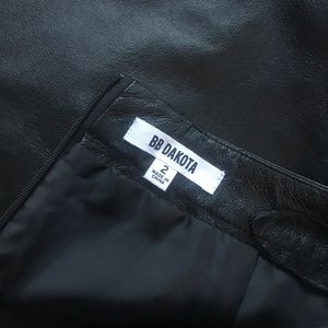 Size 2 black leather BB Dakota skirt! Never worn!